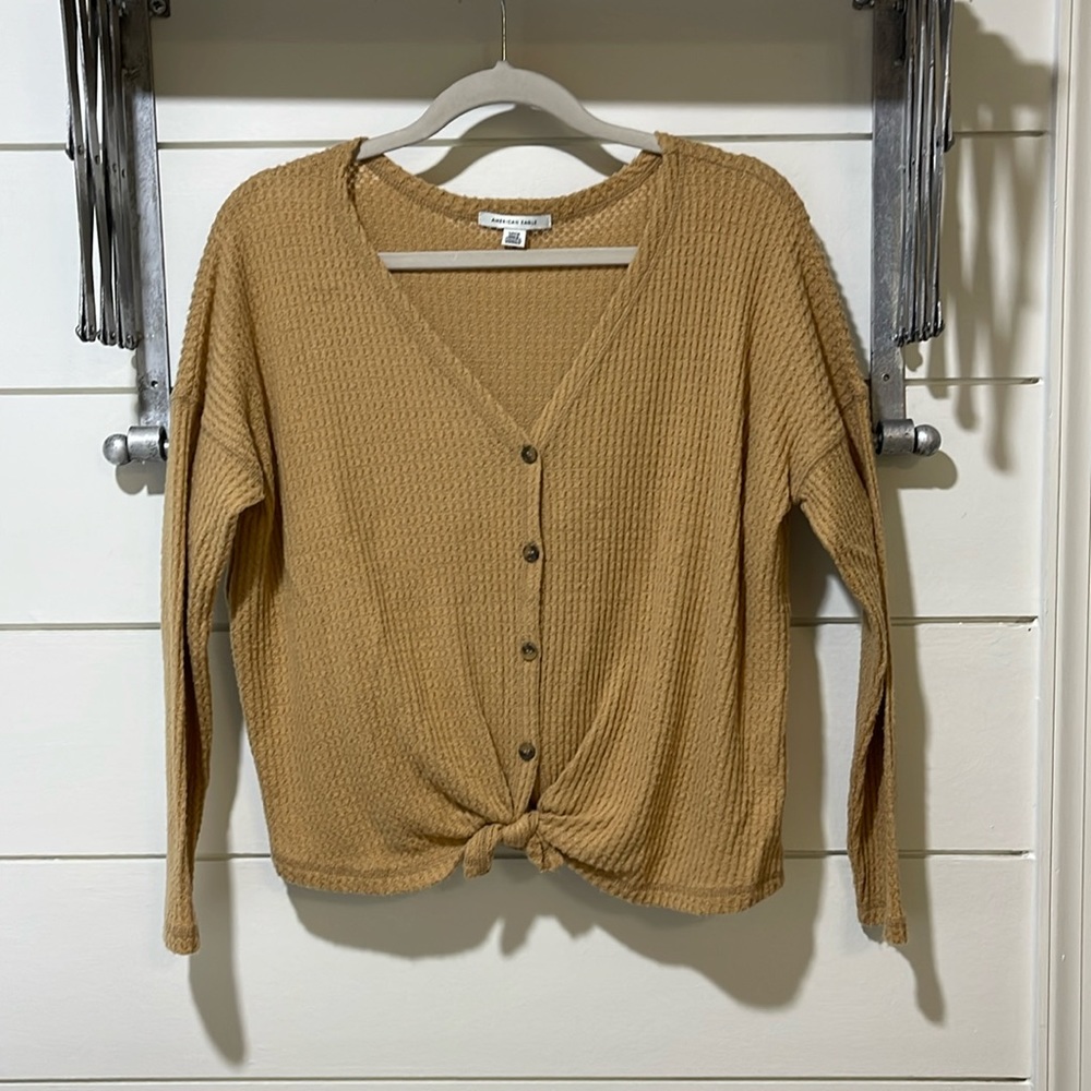 American Eagle sweater